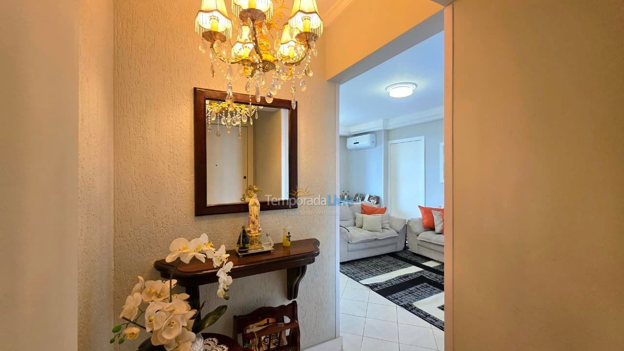 Apartamento para alquiler de vacaciones em Itapema (Meia Praia)