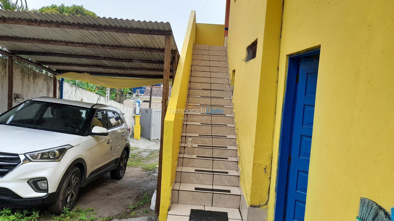 Casa para aluguel de temporada em Ilhéus (Bairro Olivença Condomínio Parque de Olivenca)