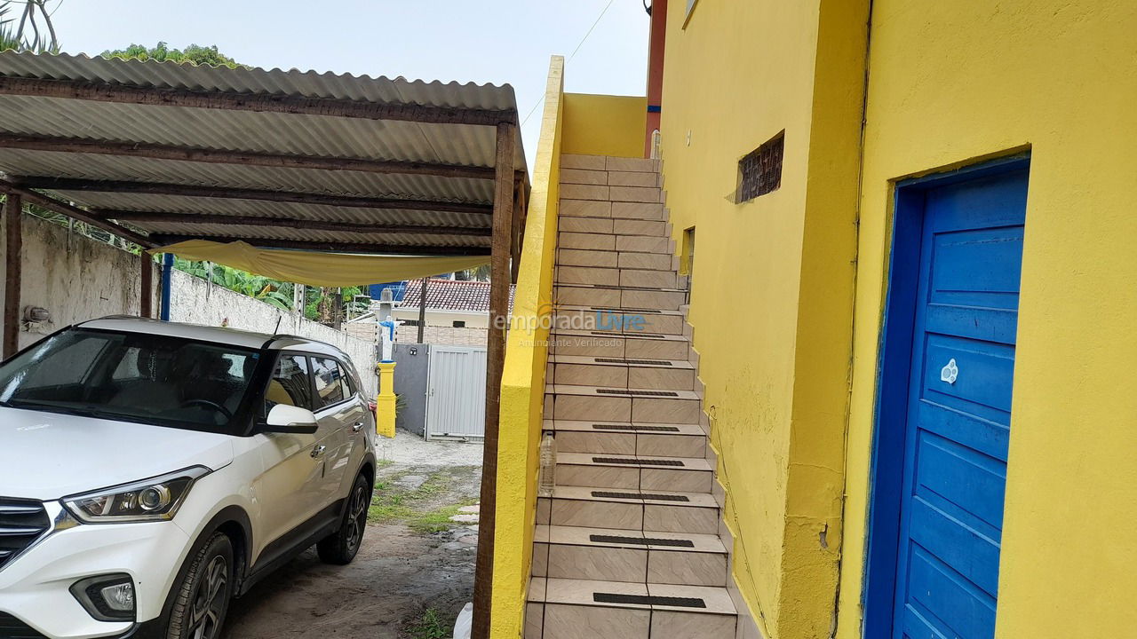 Casa para aluguel de temporada em Ilhéus (Bairro Olivença Condomínio Parque de Olivenca)
