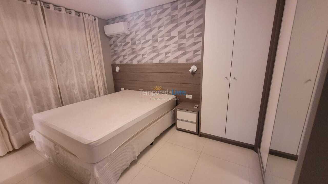 Apartamento para aluguel de temporada em Bombinhas (Praia de Bombinhas)