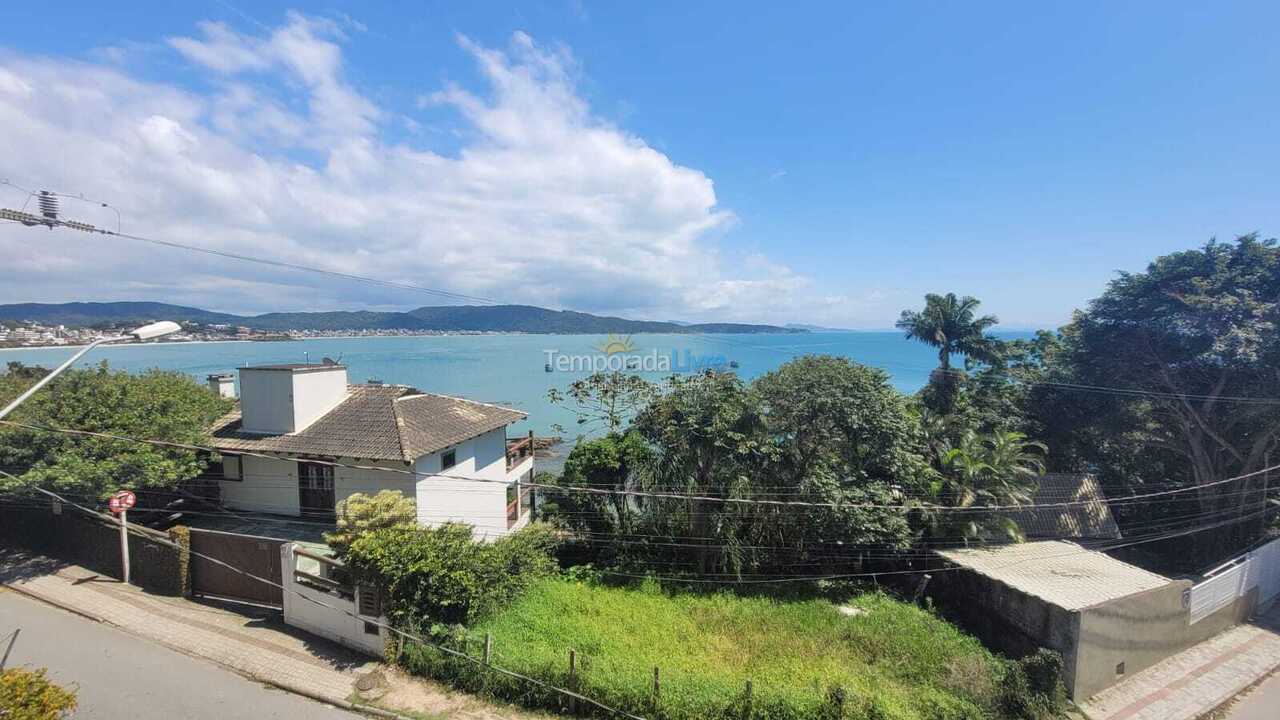 Apartamento para aluguel de temporada em Bombinhas (Praia de Bombinhas)