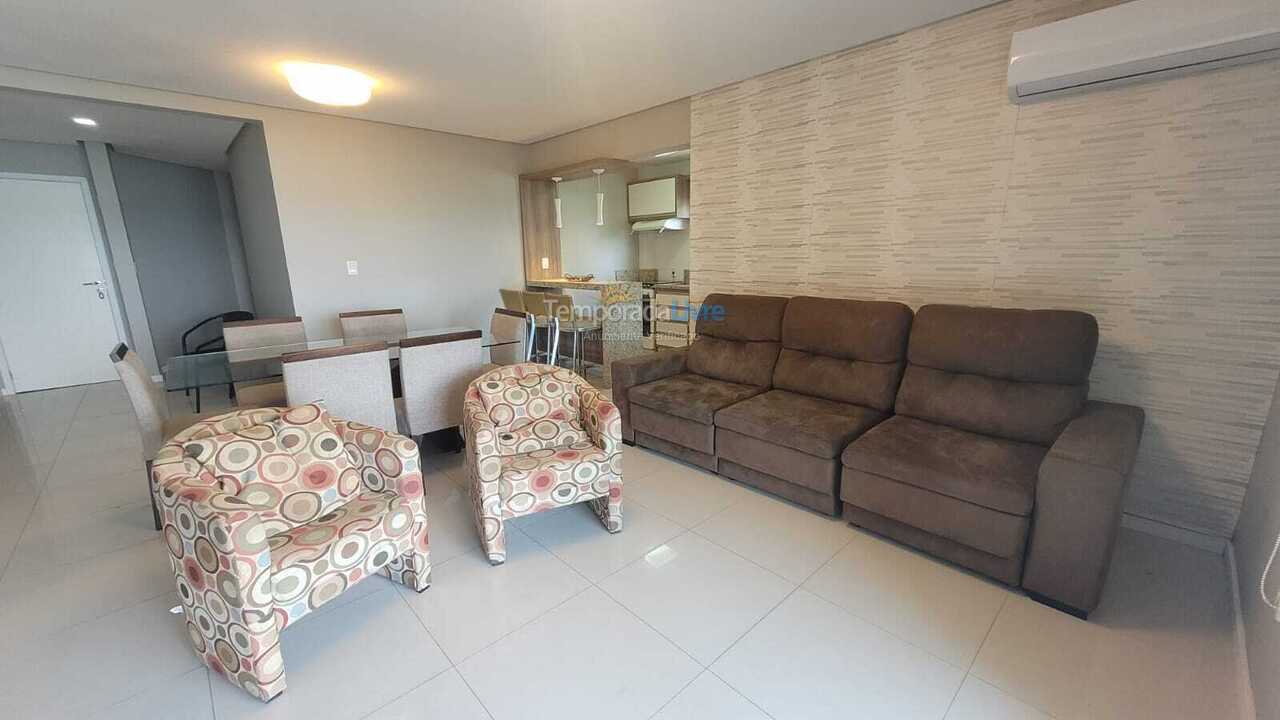Apartamento para aluguel de temporada em Bombinhas (Praia de Bombinhas)