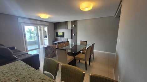 Lindo apto com vista panorâmica do mar