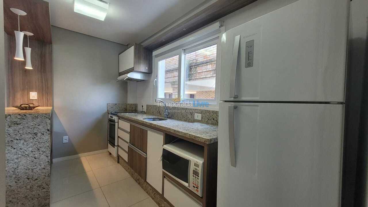Apartamento para aluguel de temporada em Bombinhas (Praia de Bombinhas)