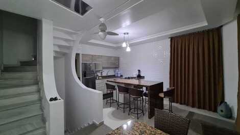 Triplex beira mar para 12 pessoas