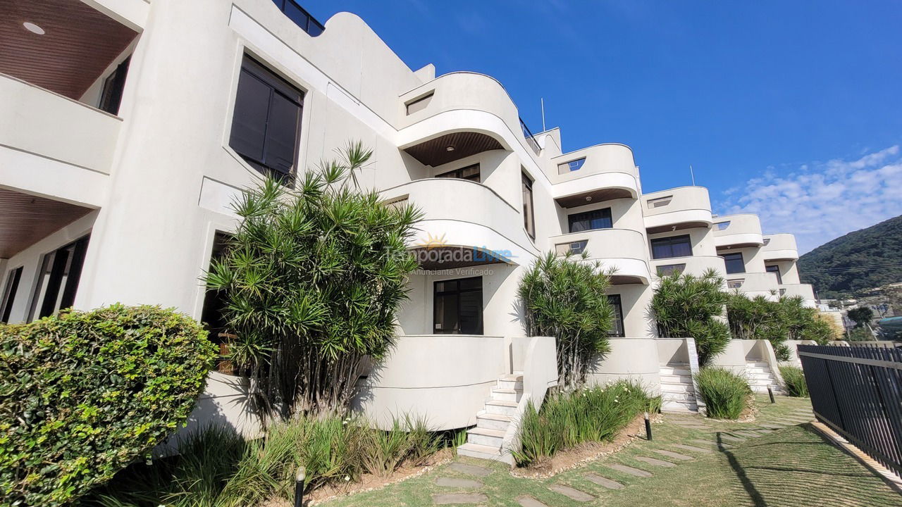 Apartamento para aluguel de temporada em Bombinhas (Praia de Bombas)