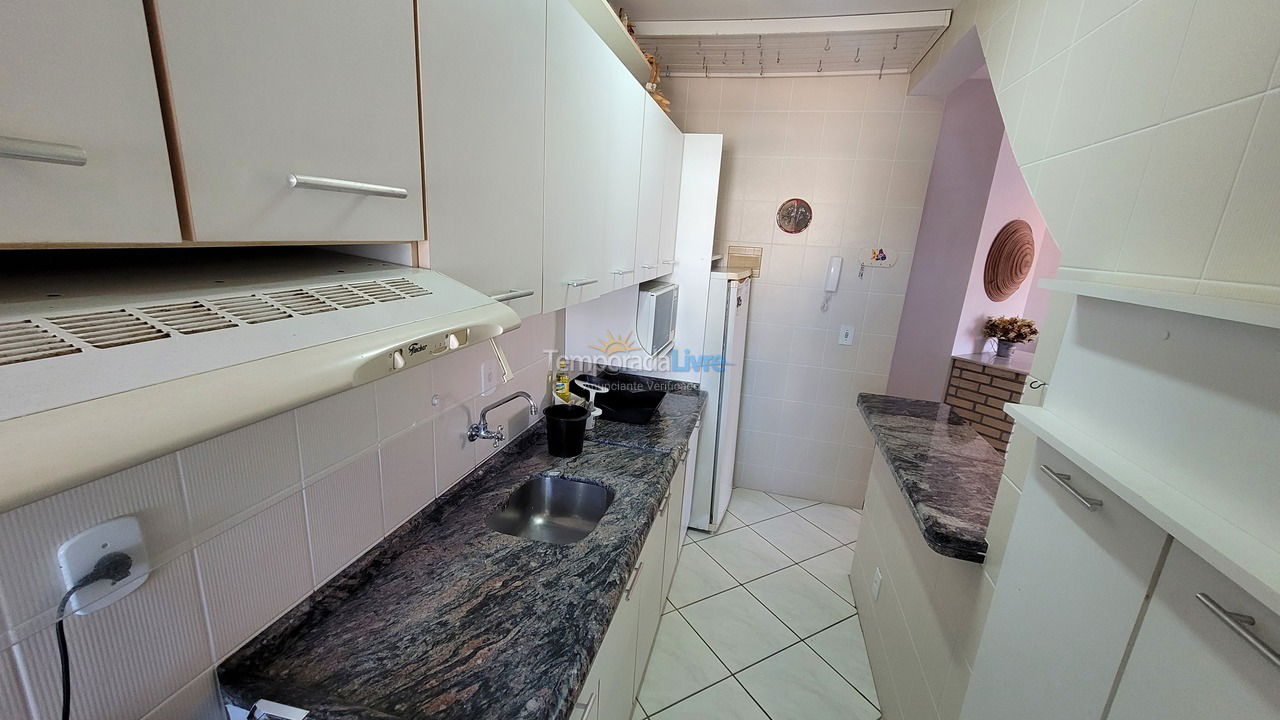 Apartamento para aluguel de temporada em Bombinhas (Praia de Bombas)