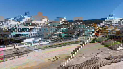 Apartment in Beira Mar Bombas beach Bombinhas SC