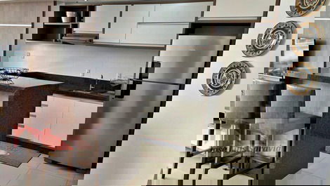 Excelente departamento nuevo con muebles a medida y 2 estacionamientos