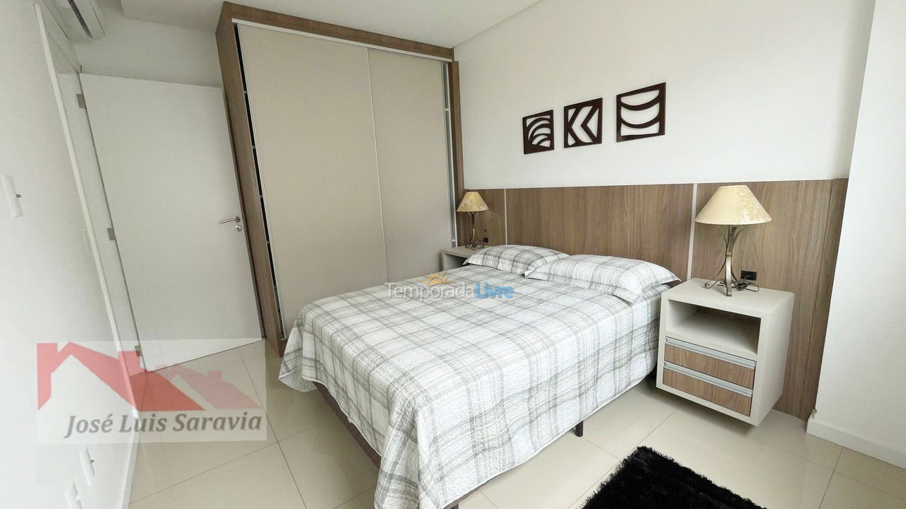 Apartamento para alquiler de vacaciones em Bombinhas (Praia de Bombas)