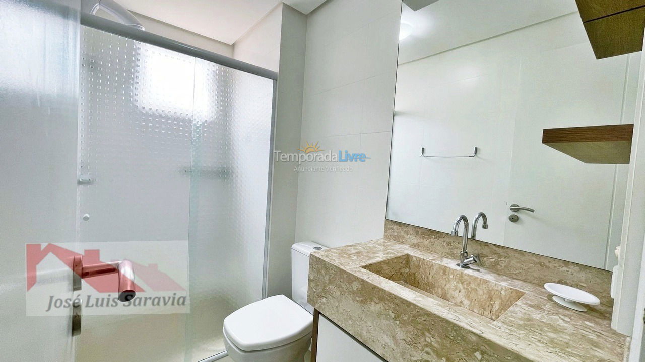 Apartamento para alquiler de vacaciones em Bombinhas (Praia de Bombas)