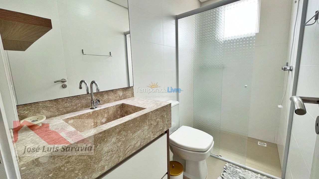 Apartamento para alquiler de vacaciones em Bombinhas (Praia de Bombas)