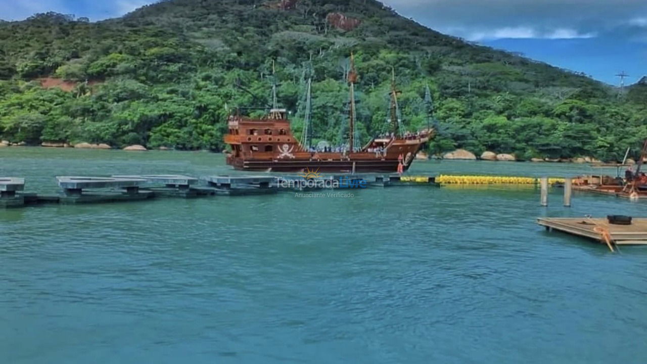 Casa para aluguel de temporada em Balneário Camboriú (Praia Central)