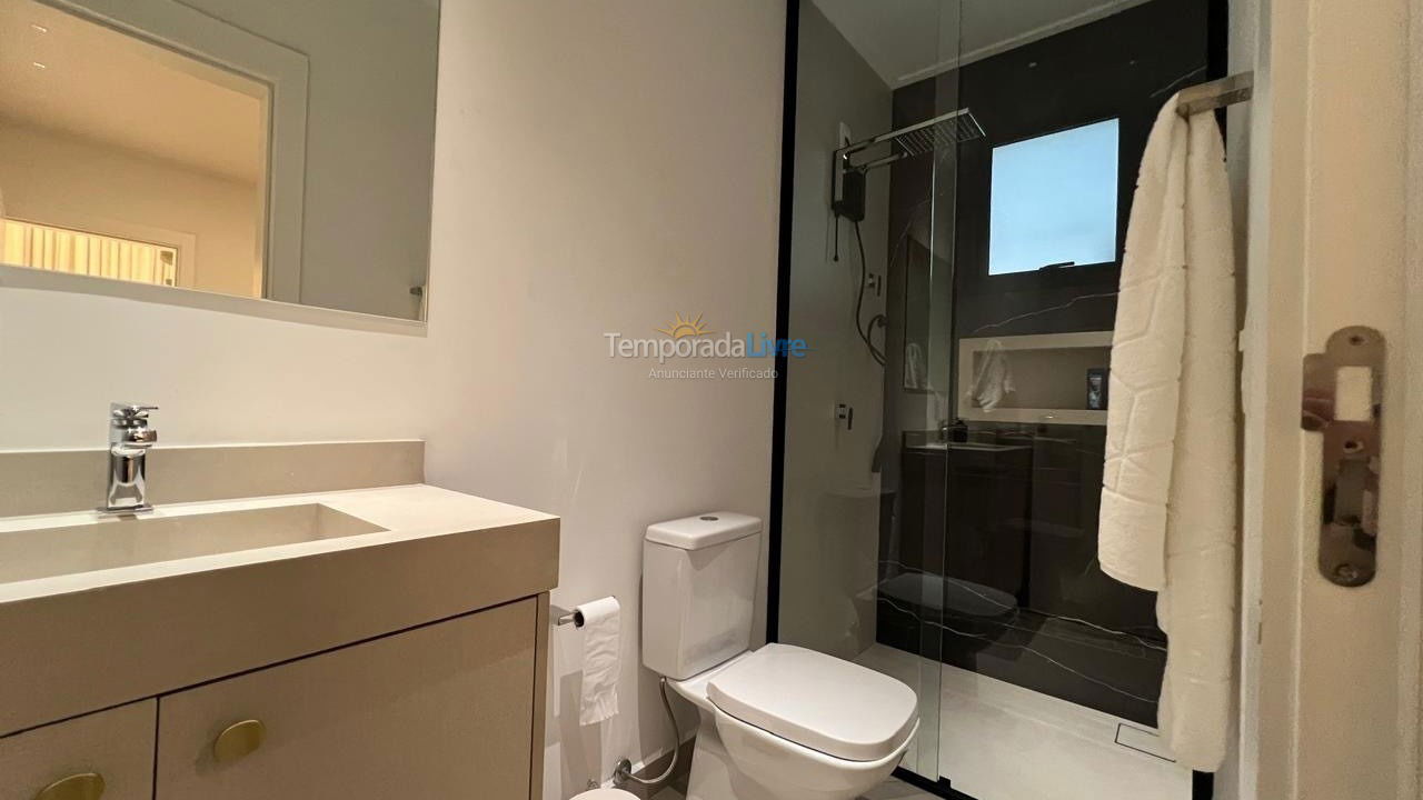 Apartamento para aluguel de temporada em Bombinhas (Mariscal)