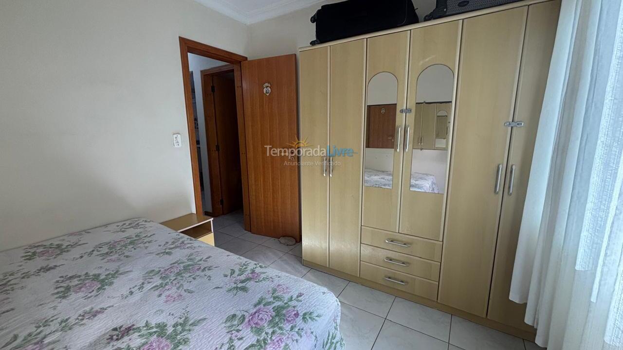Apartamento para alquiler de vacaciones em Itapema (Meia Praia)