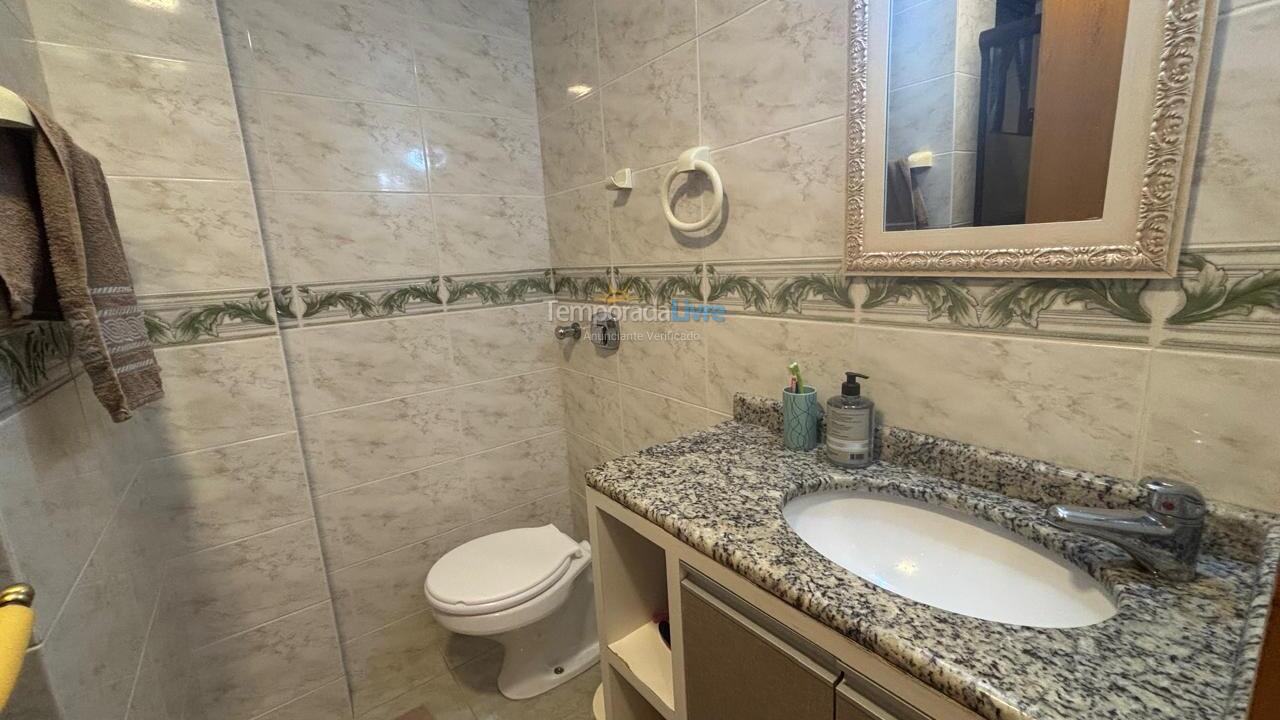 Apartamento para alquiler de vacaciones em Itapema (Meia Praia)