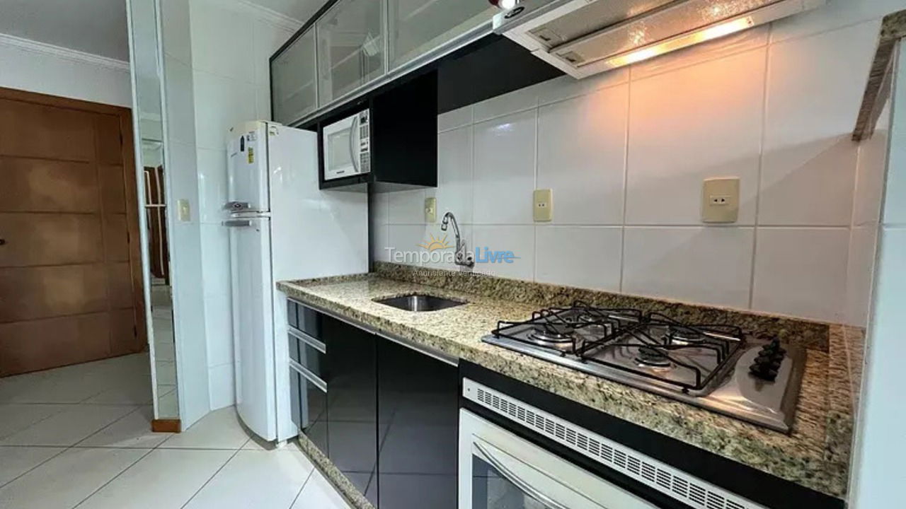 Apartamento para alquiler de vacaciones em Bombinhas (Praia de Bombas)
