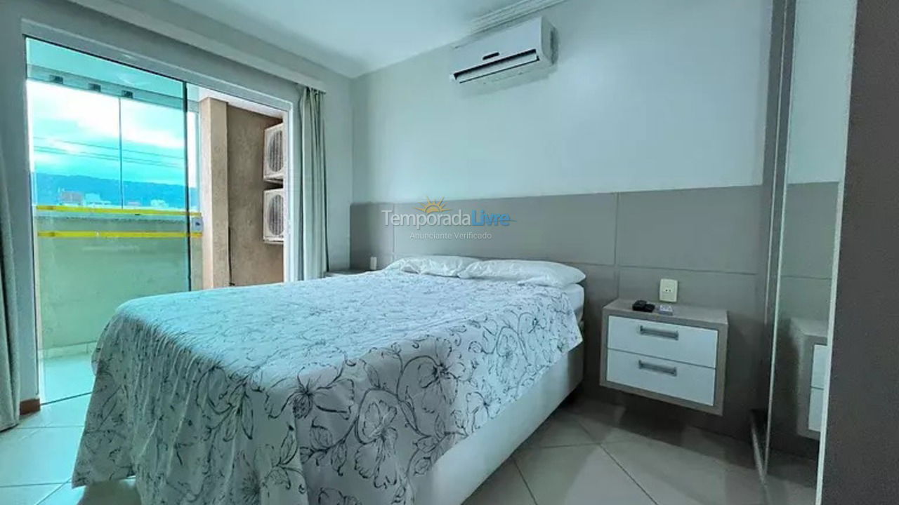 Apartamento para alquiler de vacaciones em Bombinhas (Praia de Bombas)