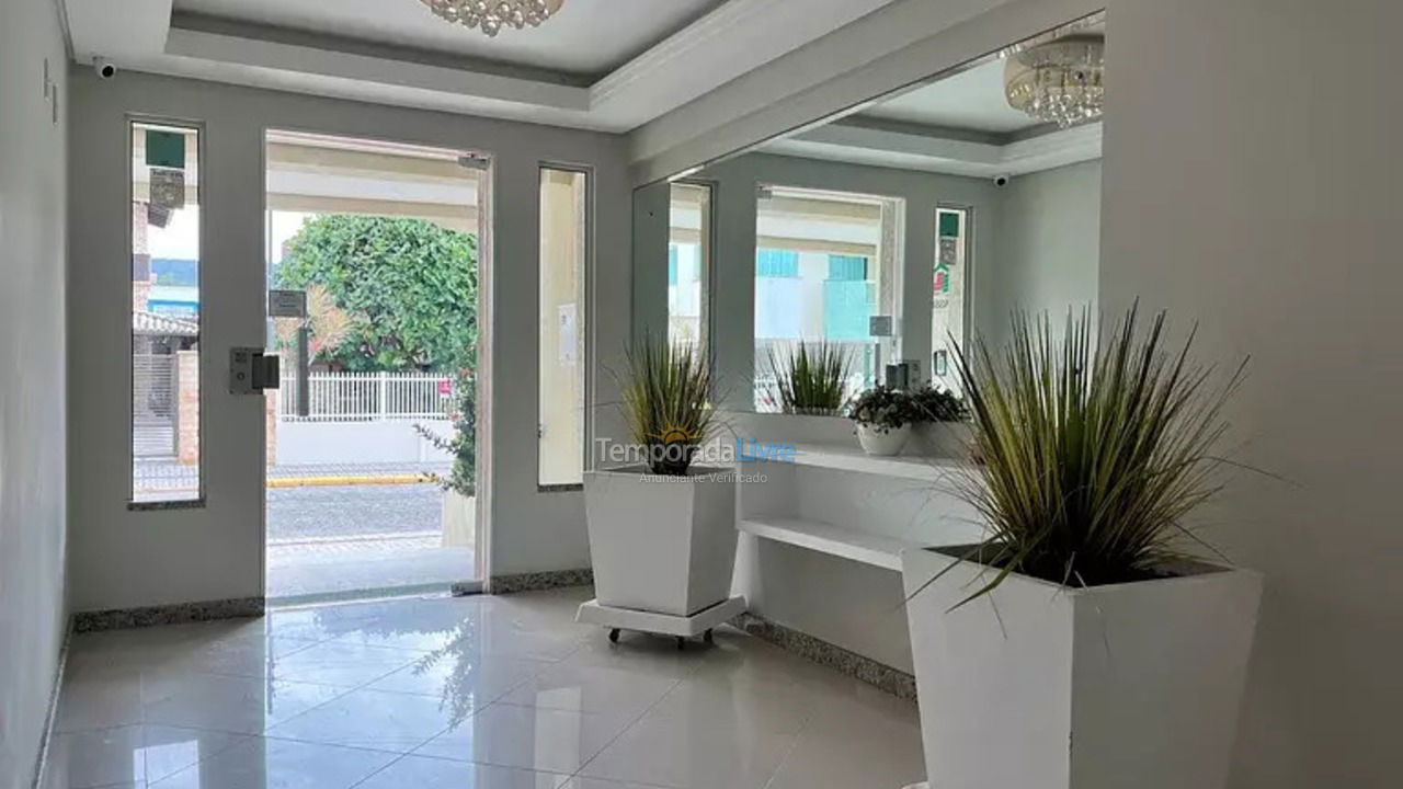 Apartamento para alquiler de vacaciones em Bombinhas (Praia de Bombas)