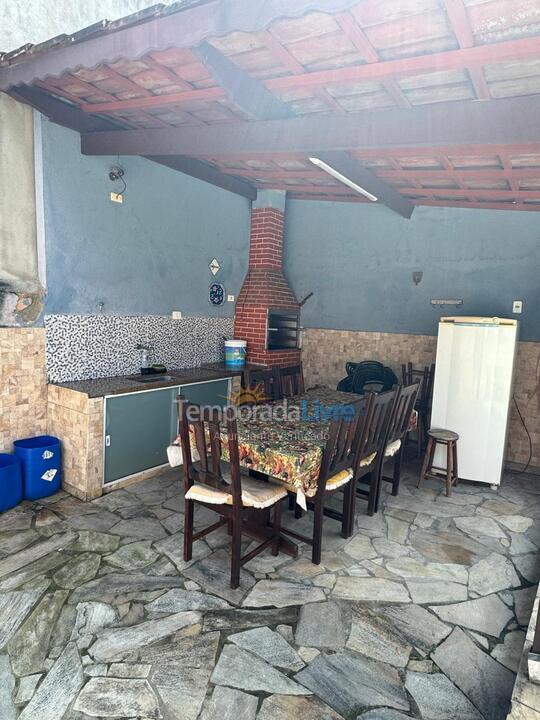 Casa para alquiler de vacaciones em Ubatuba (Praia das Toninhas)