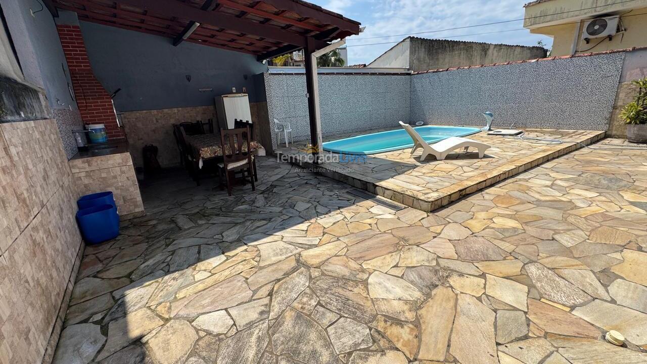 Casa para alquiler de vacaciones em Ubatuba (Praia das Toninhas)