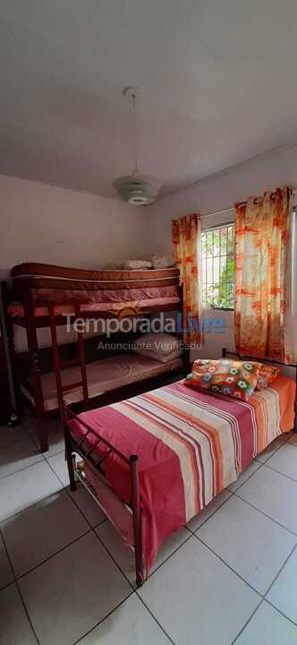 Casa para aluguel de temporada em Praia Grande (Ocian)