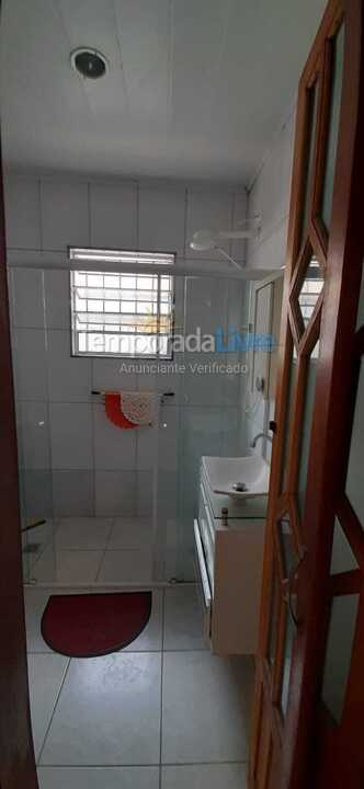 Casa para aluguel de temporada em Praia Grande (Ocian)