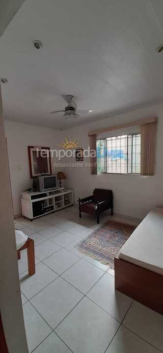 Casa para aluguel de temporada em Praia Grande (Ocian)