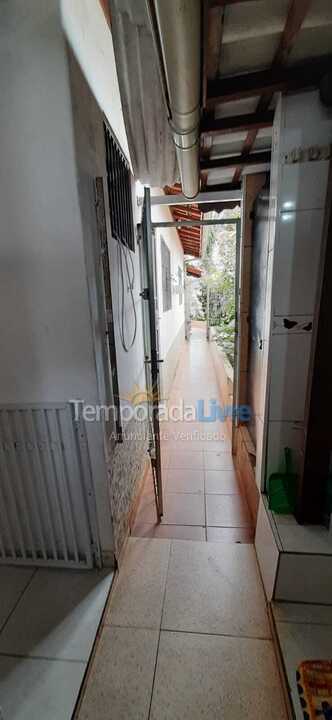 Casa para aluguel de temporada em Praia Grande (Ocian)