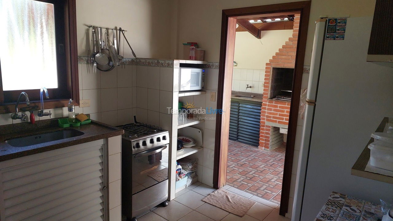 Casa para alquiler de vacaciones em Ubatuba (Lagoinha)