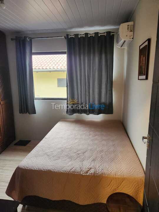 Casa para alquiler de vacaciones em Bombinhas (Canto Grande)
