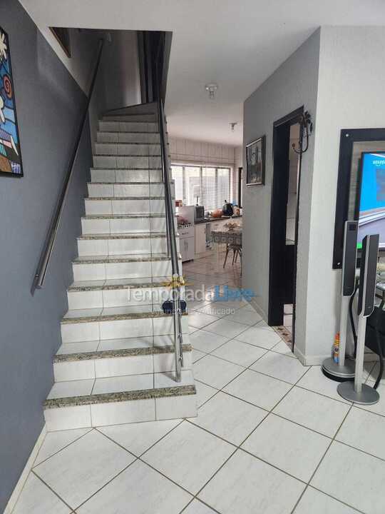 Casa para alquiler de vacaciones em Bombinhas (Canto Grande)