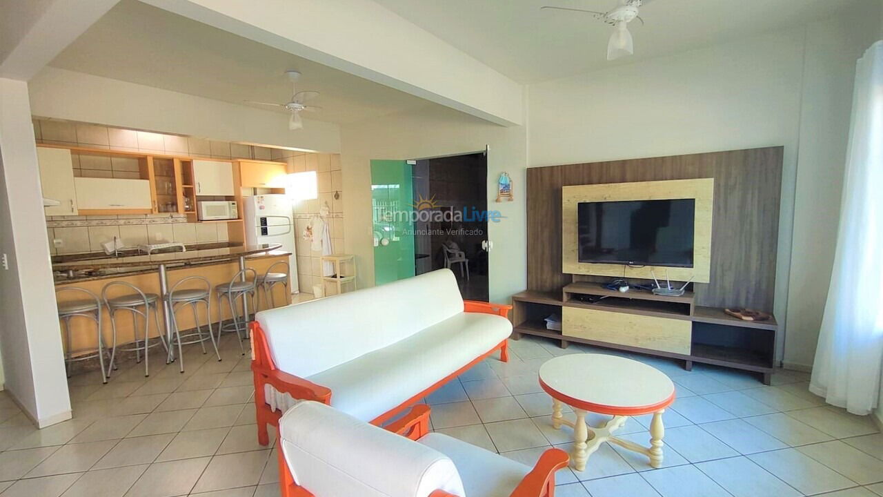 Apartment for vacation rental in Bombinhas (Canto Grande)