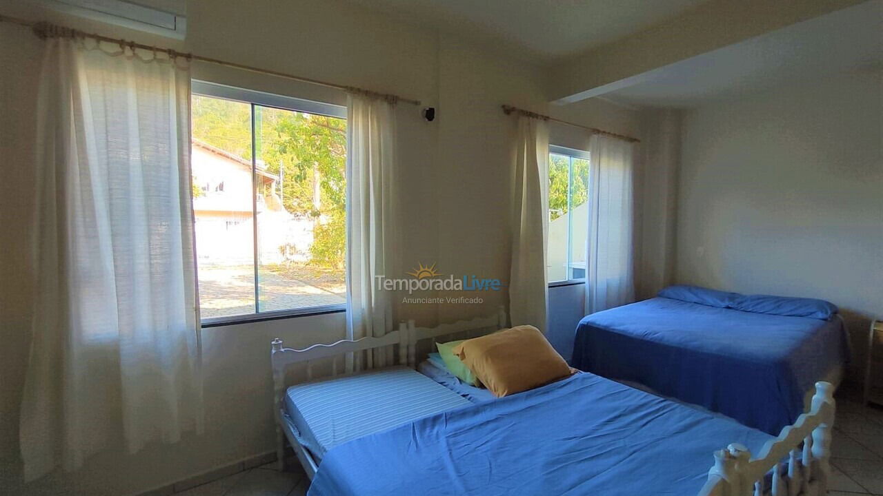 Apartment for vacation rental in Bombinhas (Canto Grande)