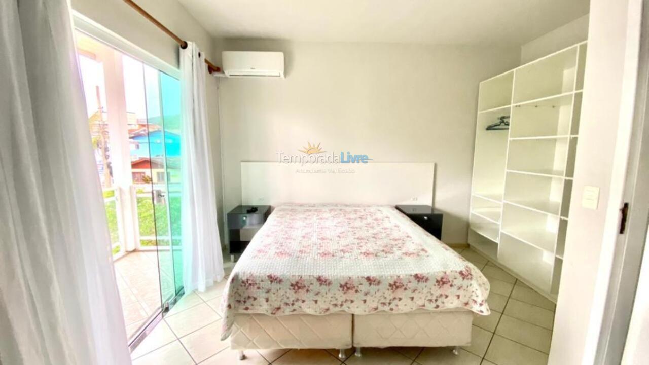 Apartment for vacation rental in Bombinhas (Canto Grande)