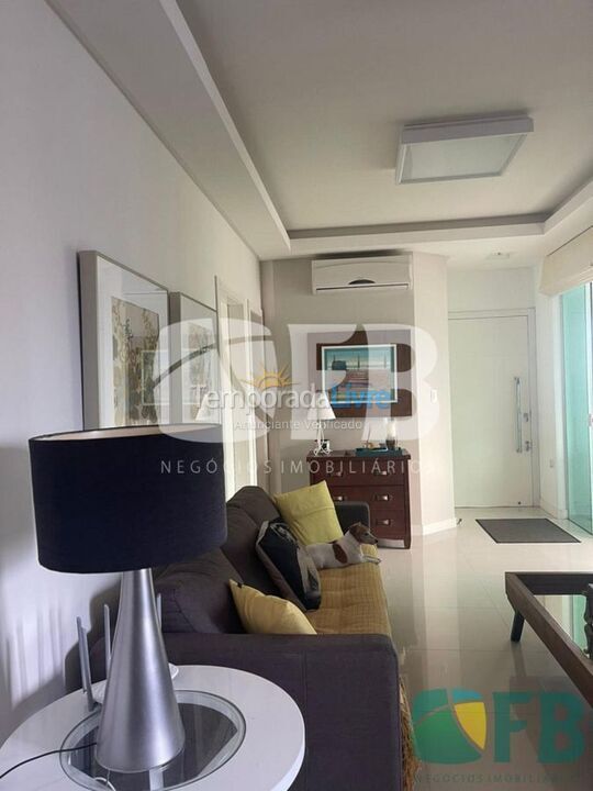 Living Apartment for vacation rental in Itapema (Meia Praia)