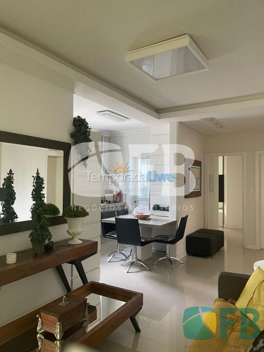 Living/cozinha Apartment for vacation rental in Itapema (Meia Praia)