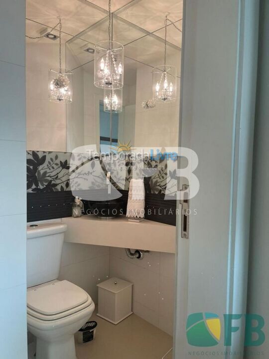 Lavabo Apartment for vacation rental in Itapema (Meia Praia)