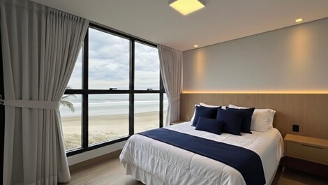 PR - Suíte vista para o mar, banheira e café da manhã