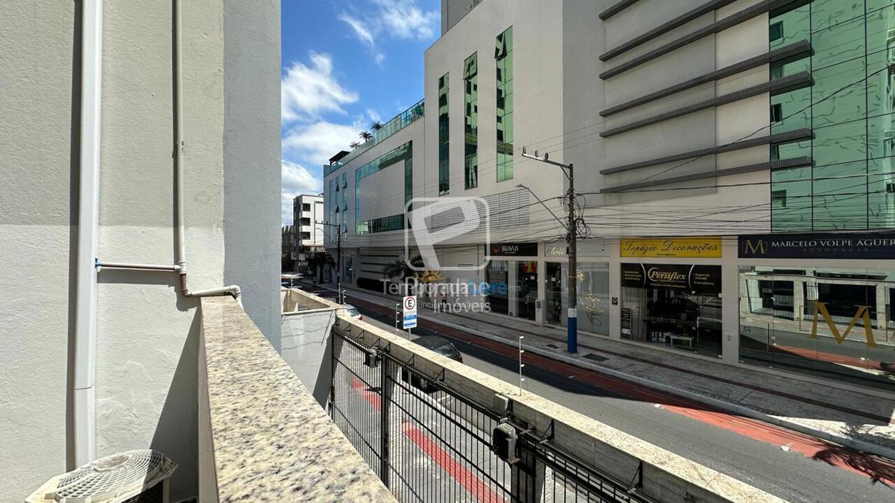 Apartamento para aluguel de temporada em Balneário Camboriú (Centro)
