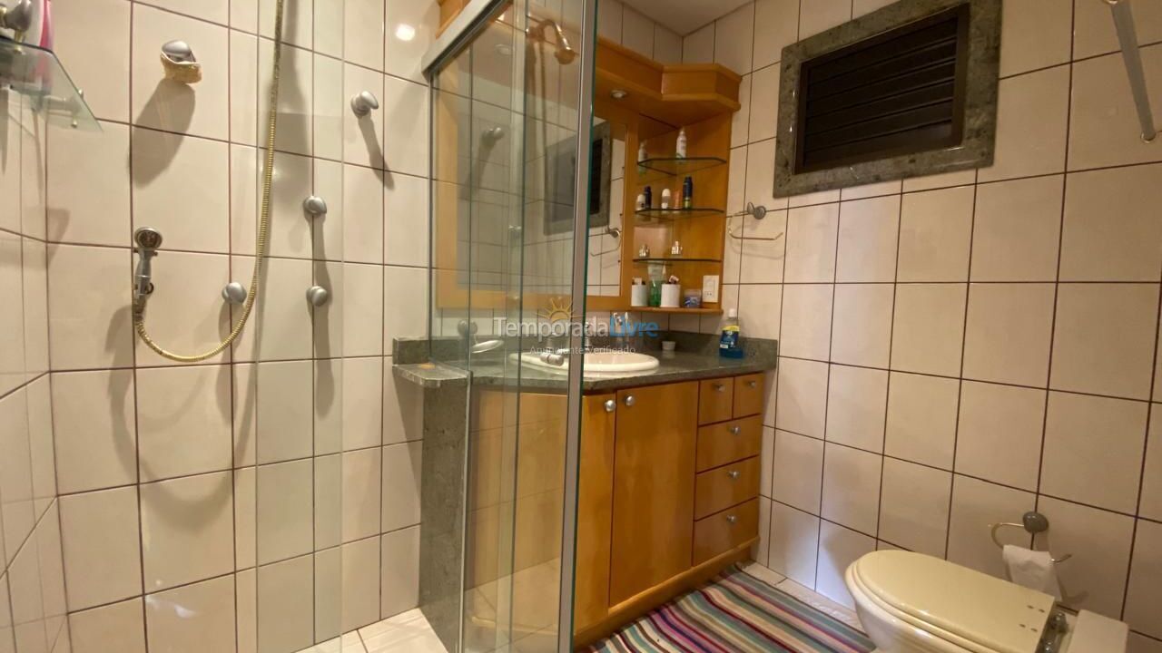 Apartamento para aluguel de temporada em Balneário Camboriú (Centro)