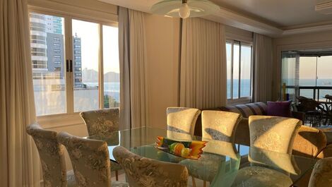 TEMPORADA- APARTAMENTO 2 SUITES NO CENTRO DE BALNEARIO CAMBORIU