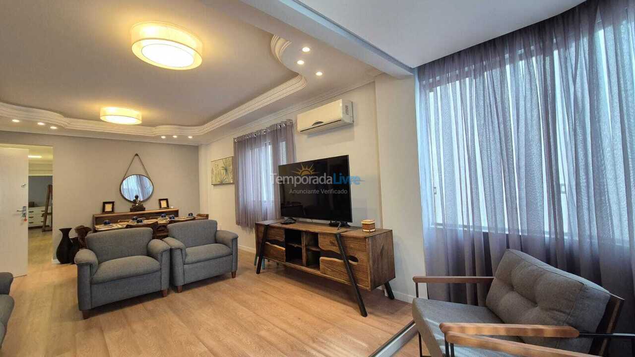 Apartamento para aluguel de temporada em Balneário Camboriú (Centro)