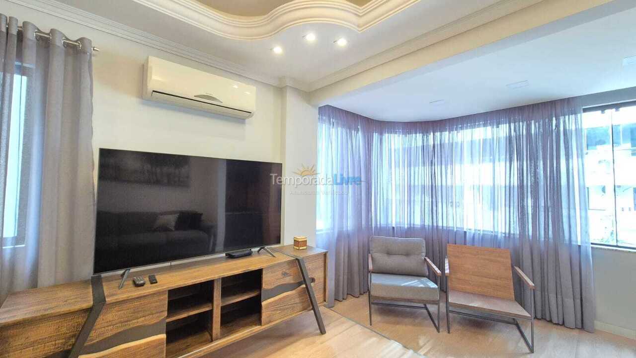 Apartamento para aluguel de temporada em Balneário Camboriú (Centro)