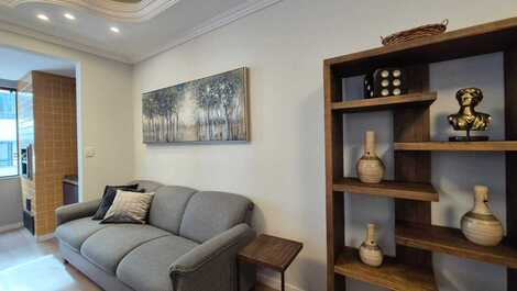 TEMPORADA- APARTAMENTO 3 DORMITORIOS NO CENTRO DE BALNEARIO CAMBORIU