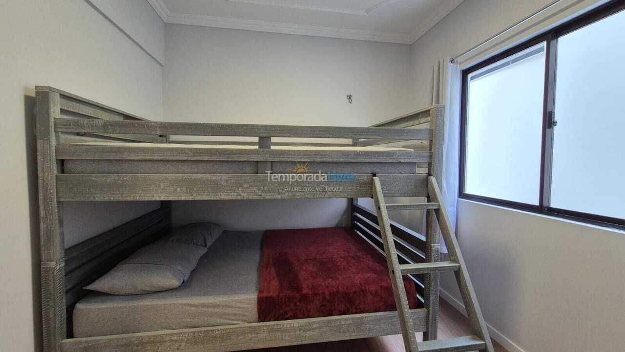 Apartamento para aluguel de temporada em Balneário Camboriú (Centro)