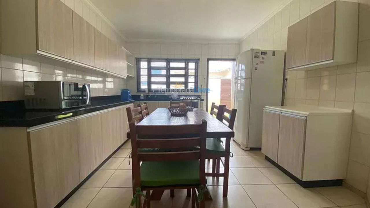 House for vacation rental in Bombinhas (Praia de Bombas)
