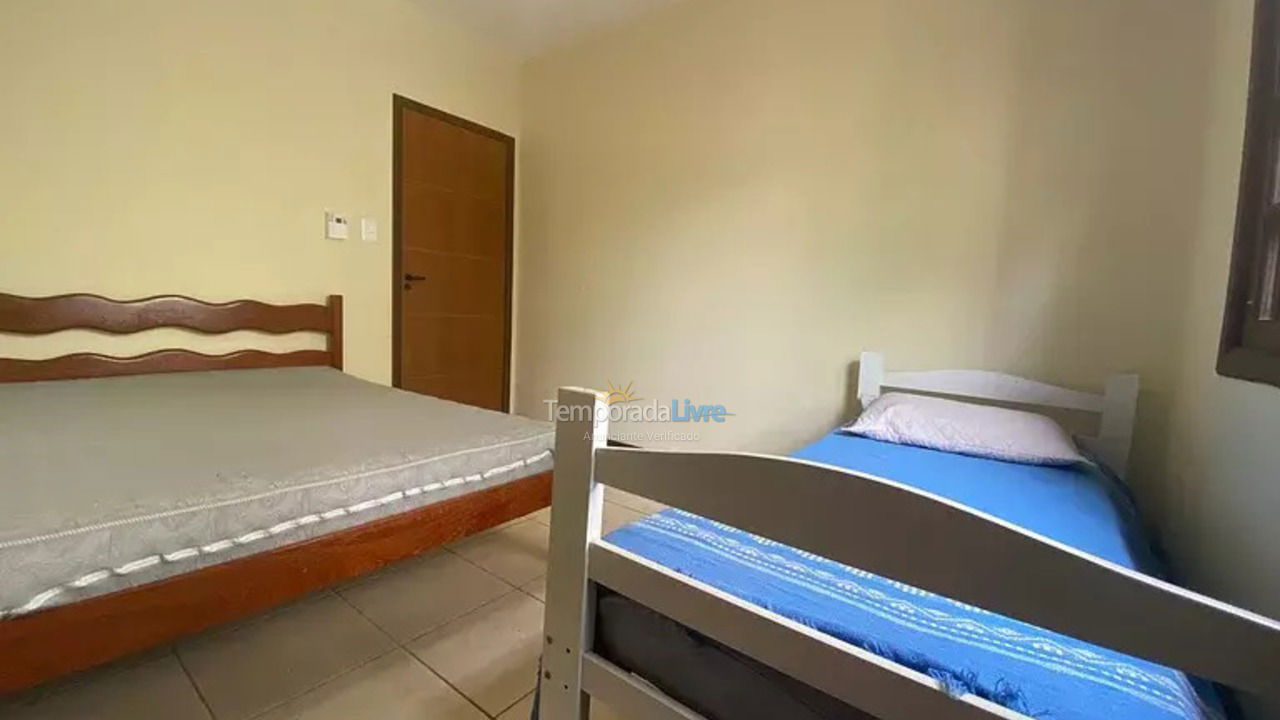 House for vacation rental in Bombinhas (Praia de Bombas)