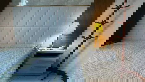 Apartamento com 3 dormitórios climatizados em Bombas para 8 pessoas