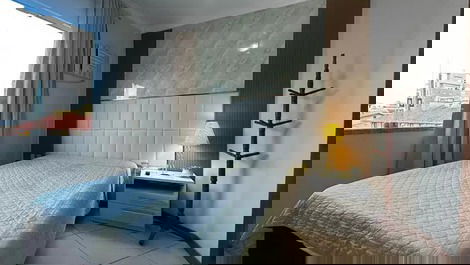 Apartamento com 3 dormitórios climatizados em Bombas para 8 pessoas